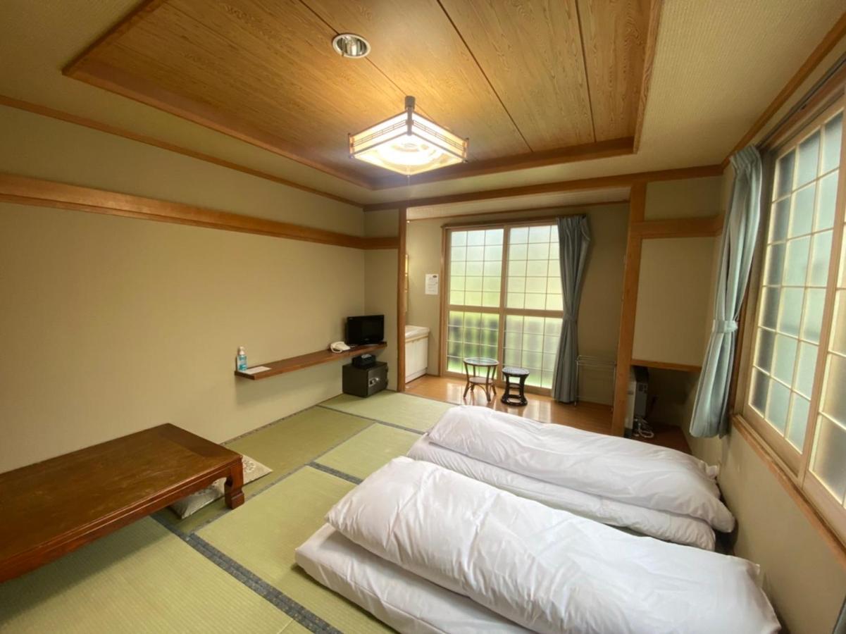 Oyado Uchidaya Hotel Nozawaonsen Exterior photo